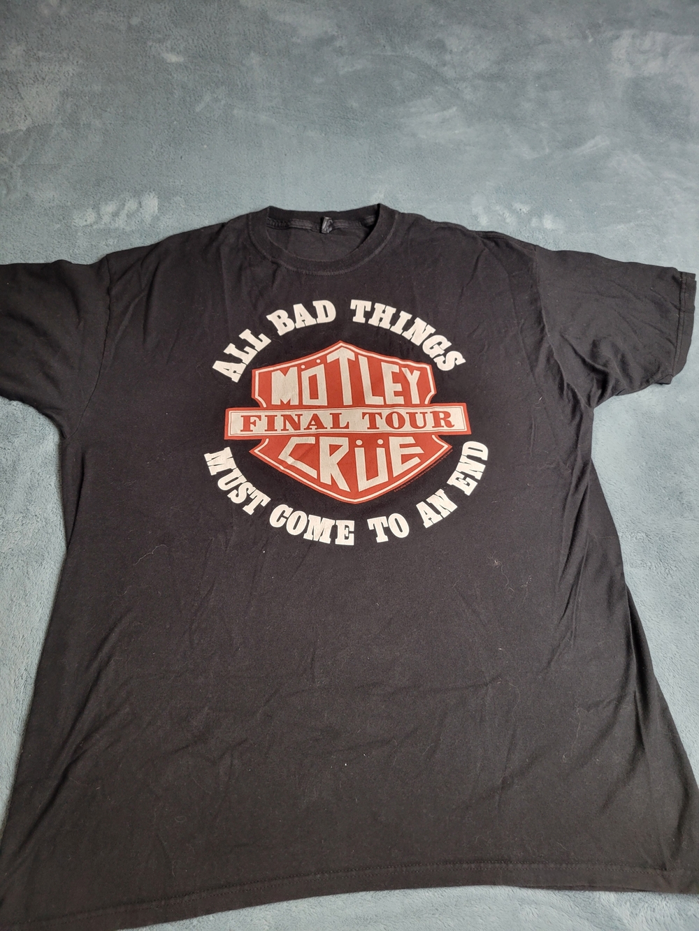 Motley Crue "Final Tour"  2015 Concert Tour T-shirt